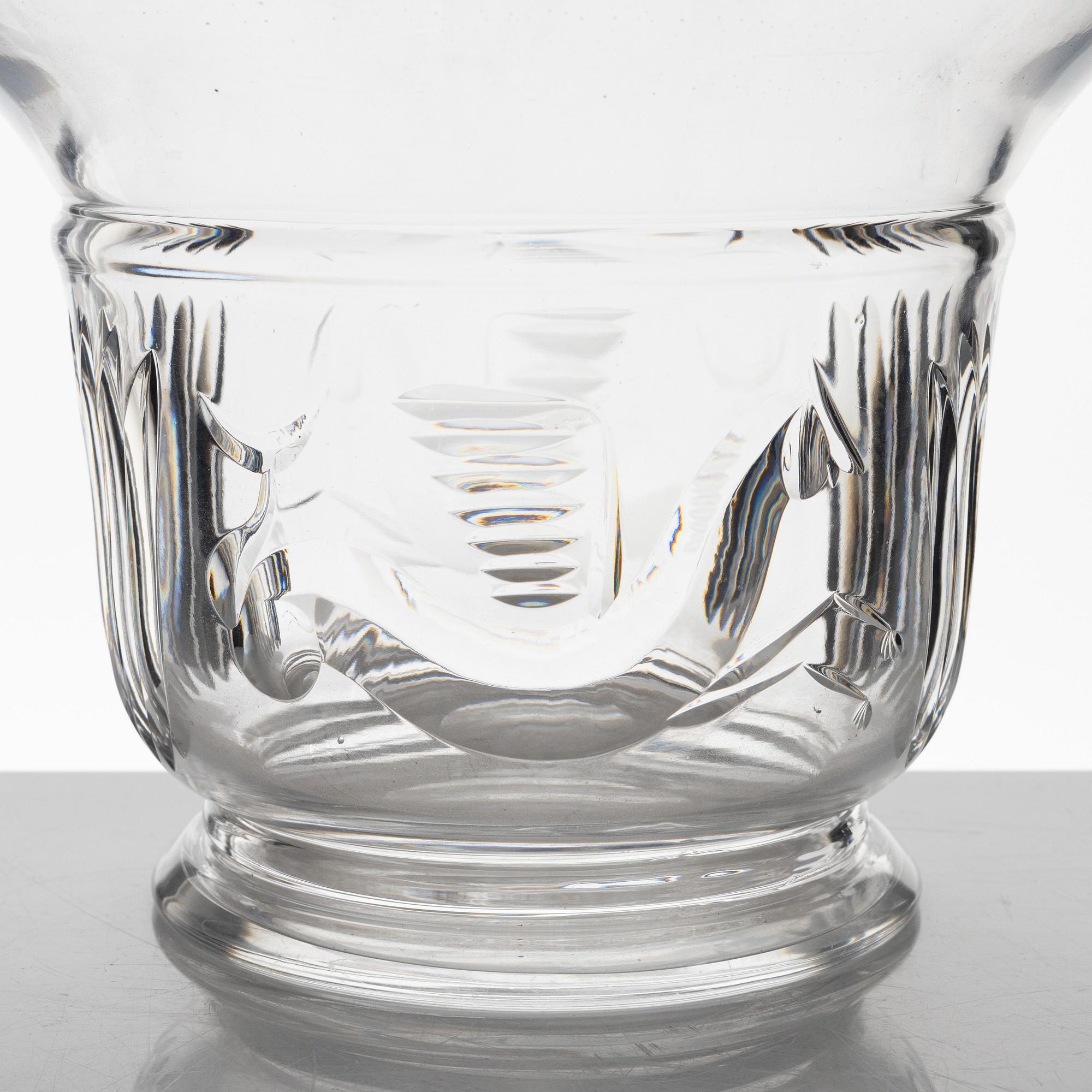 Ewald Dahlskog, a 'Sjöhästen' bowl, Kosta, 1926-29.