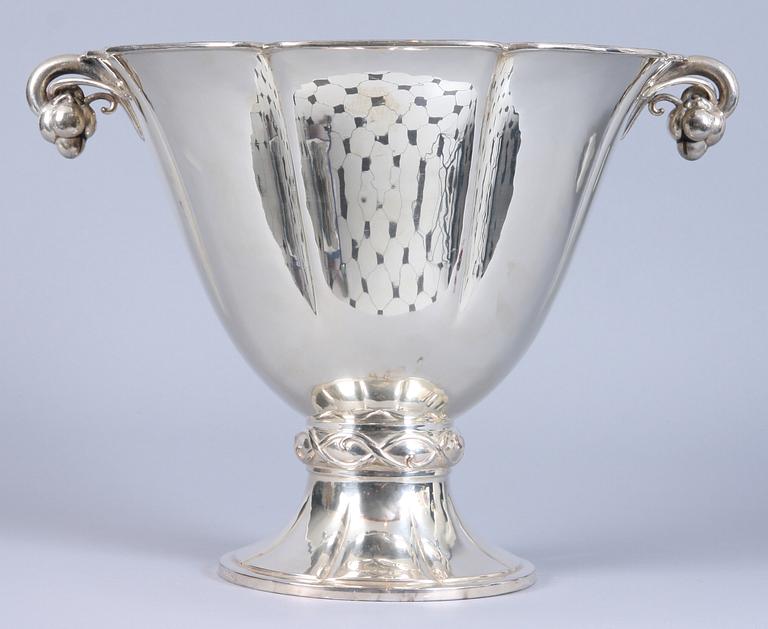 PRAKTSKÅL, silver, WA Bolin, 1926.