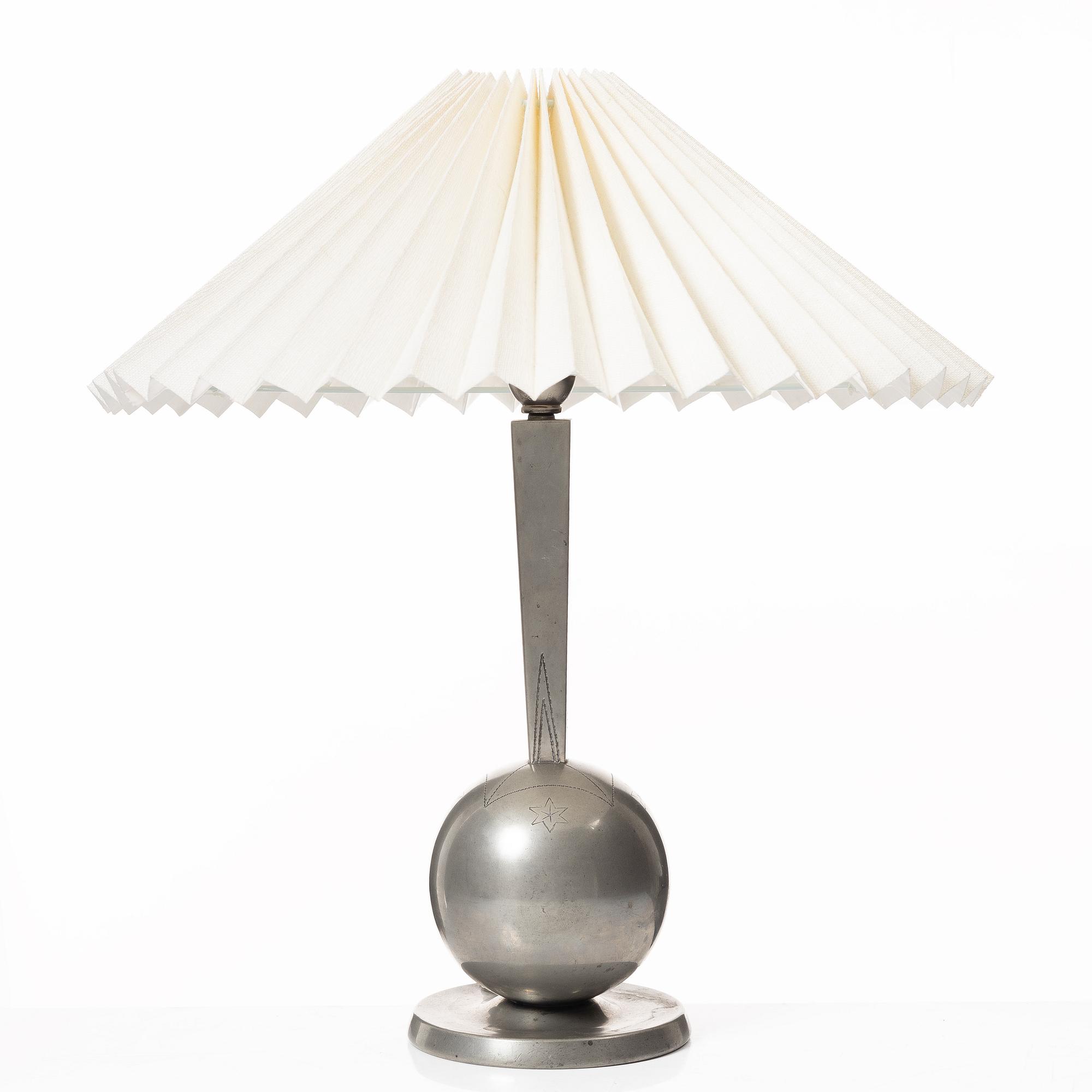 Table lamp, K.E. & Co, Eskilstuna, 1932.