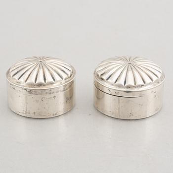 Christian Hammer, askar med lock, ett par, silver, Stockholm 1849.