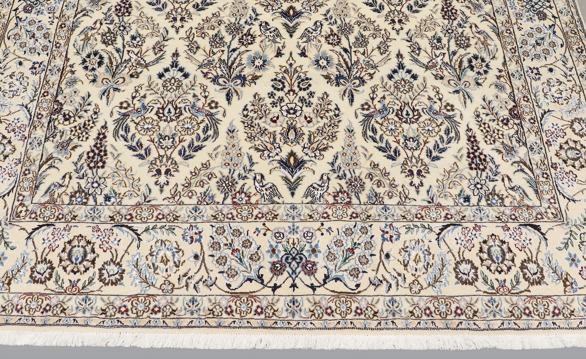 Matta, Figural Nain part silk s.k 9 LAA, ca 230 x 197 cm.