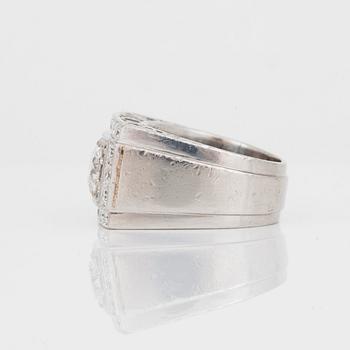 RING, briljantslipade diamanter, totalt ca 3.00 ct.
