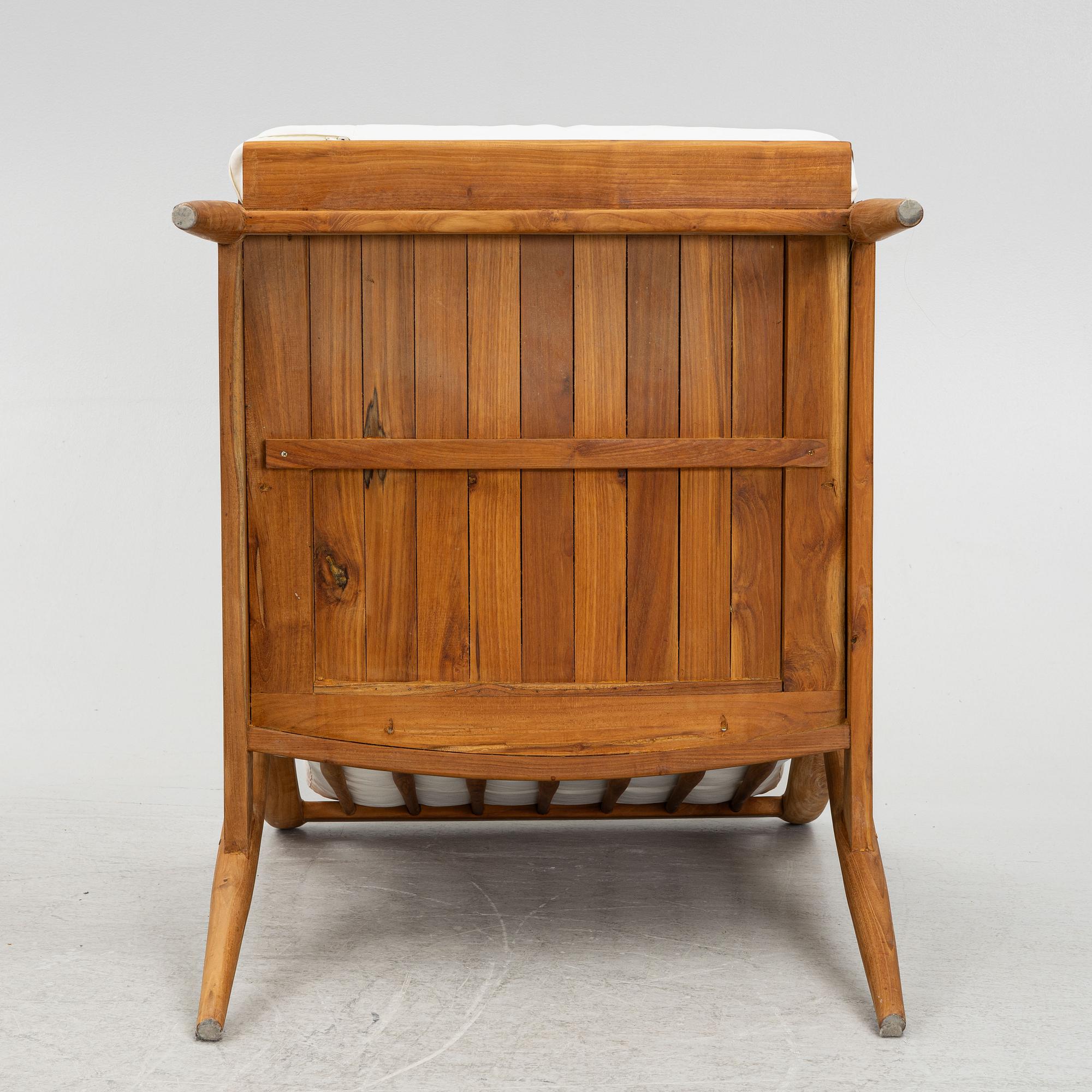 Fåtöljer, ett par, samtida tillverkning.