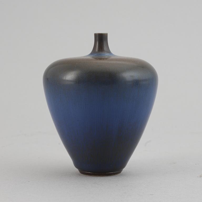 Berndt Friberg, vas, stengods,  Gustavsberg 1961, signerad.