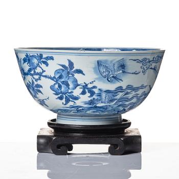 Skål, porslin. Qingdynastin, Kangxi (1662-1722).