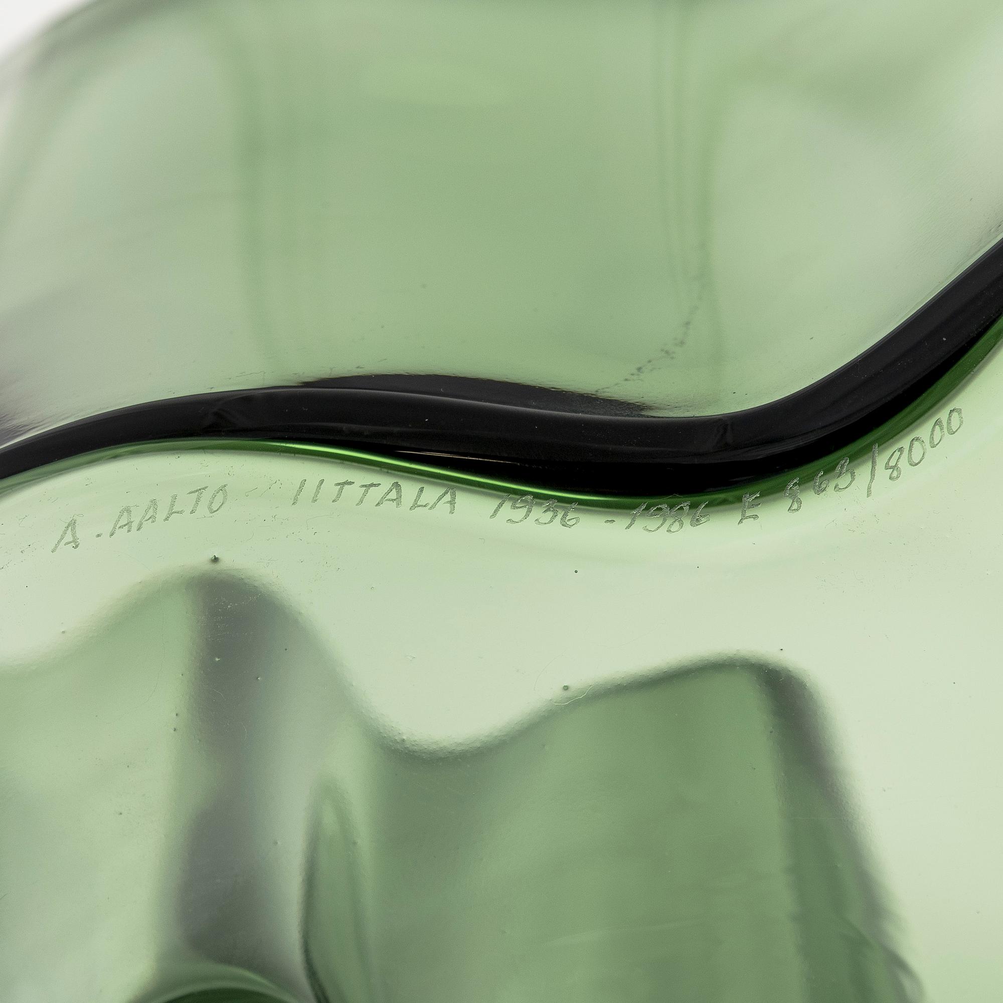 Alvar Aalto, a 'Savoy' 50-year jubilee vase, 3030, signed A. Aalto 1936-1986 Iittala 863/8000.