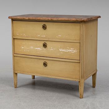 A first half of the 20th Century Gustavian style chest of drawers.
