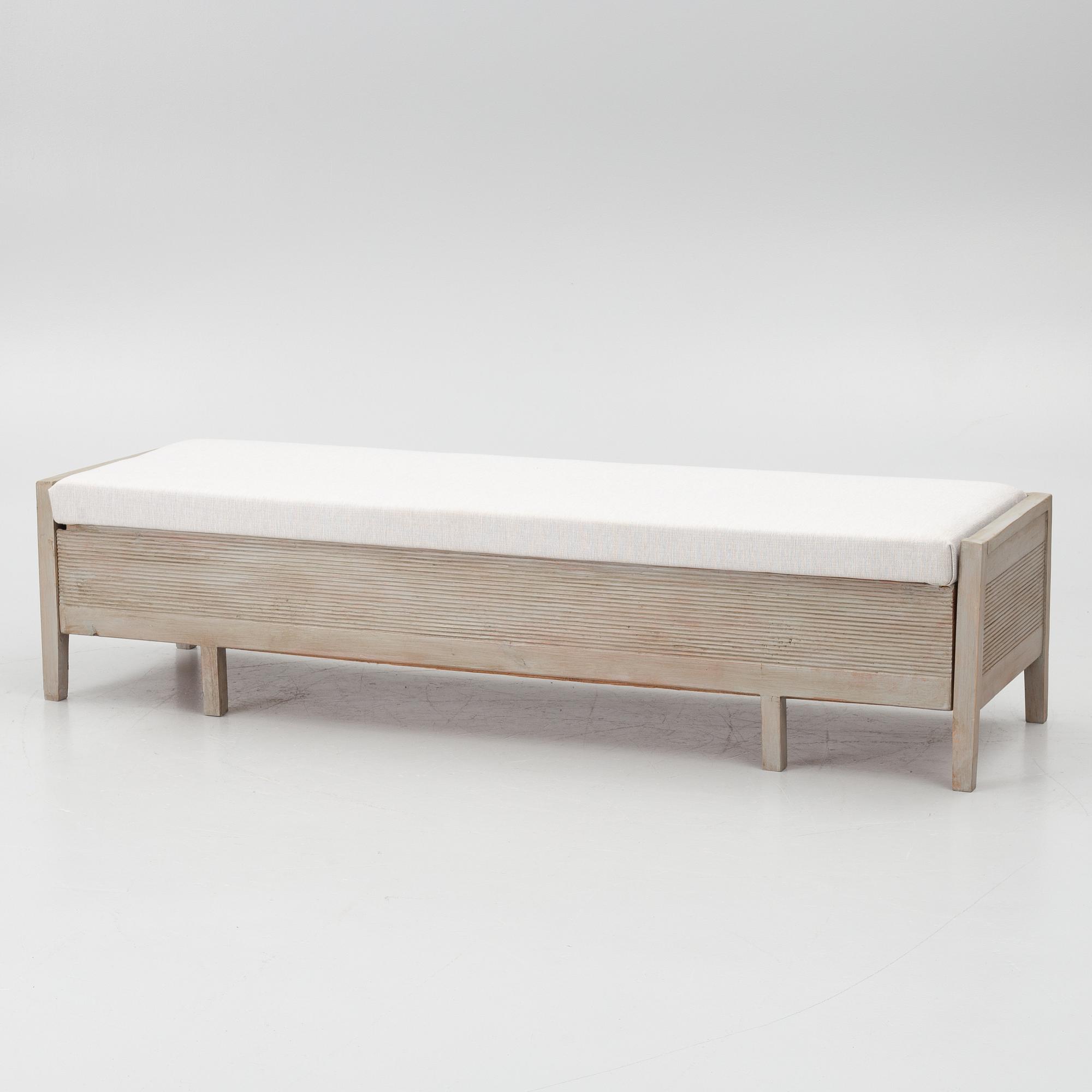 Bench,