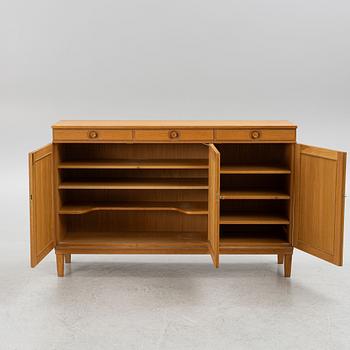 Carl Malmsten, sideboard, "Herrgården", Bodafors, 1900-talets andra hälft.