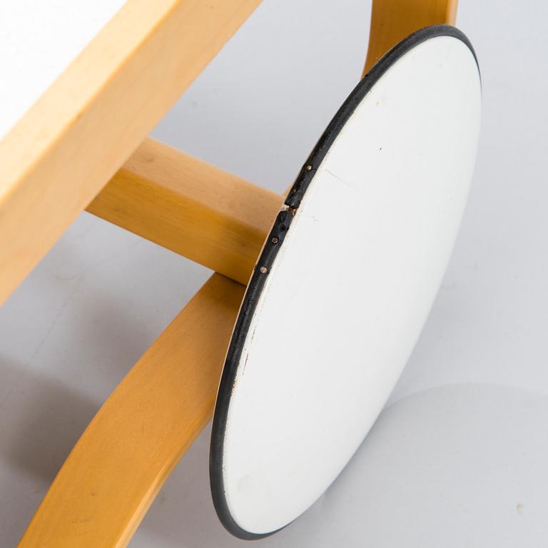 ALVAR AALTO, A 1960/1970's tea trolley model 900 for Artek.