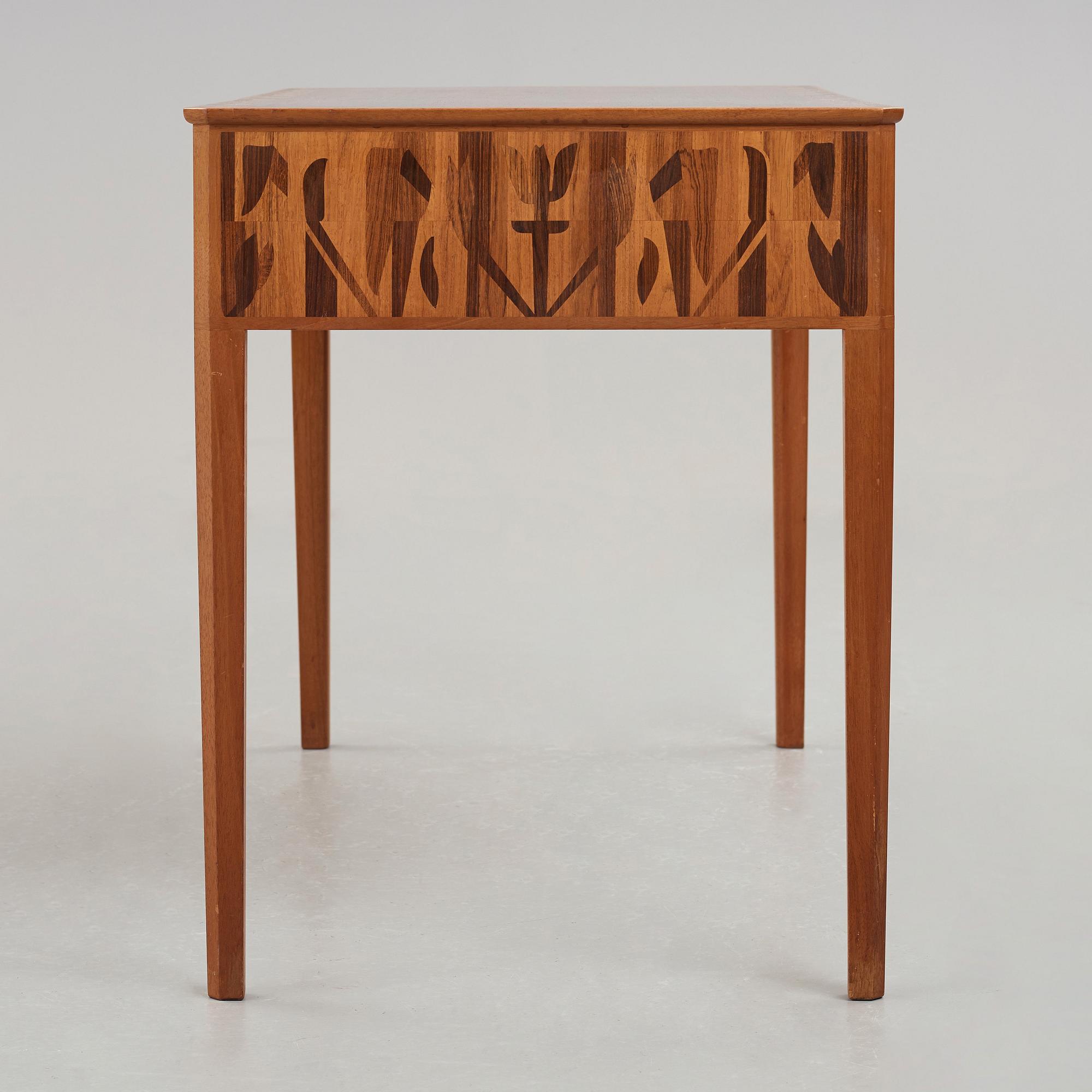Carl Malmsten, skrivbord, "Nefertite", Stockholm 1940-50-tal.