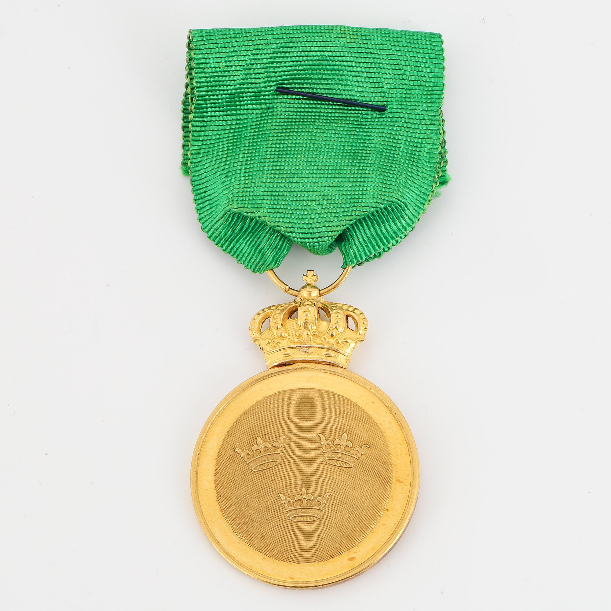 The Medal of  the Vasa. Gold with ribbon in case.