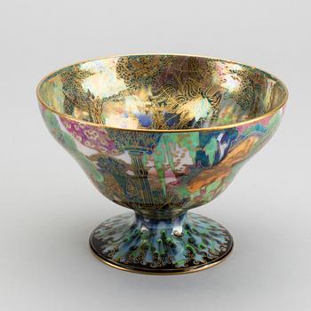 DAISY MAKEIG-JONES, ascribed a Wedgwood Fairyland lustre porcelain bowl.