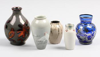 PARTI GLAS och KERAMIK, 5 delar. Bla Åke Holm, Höganäs.