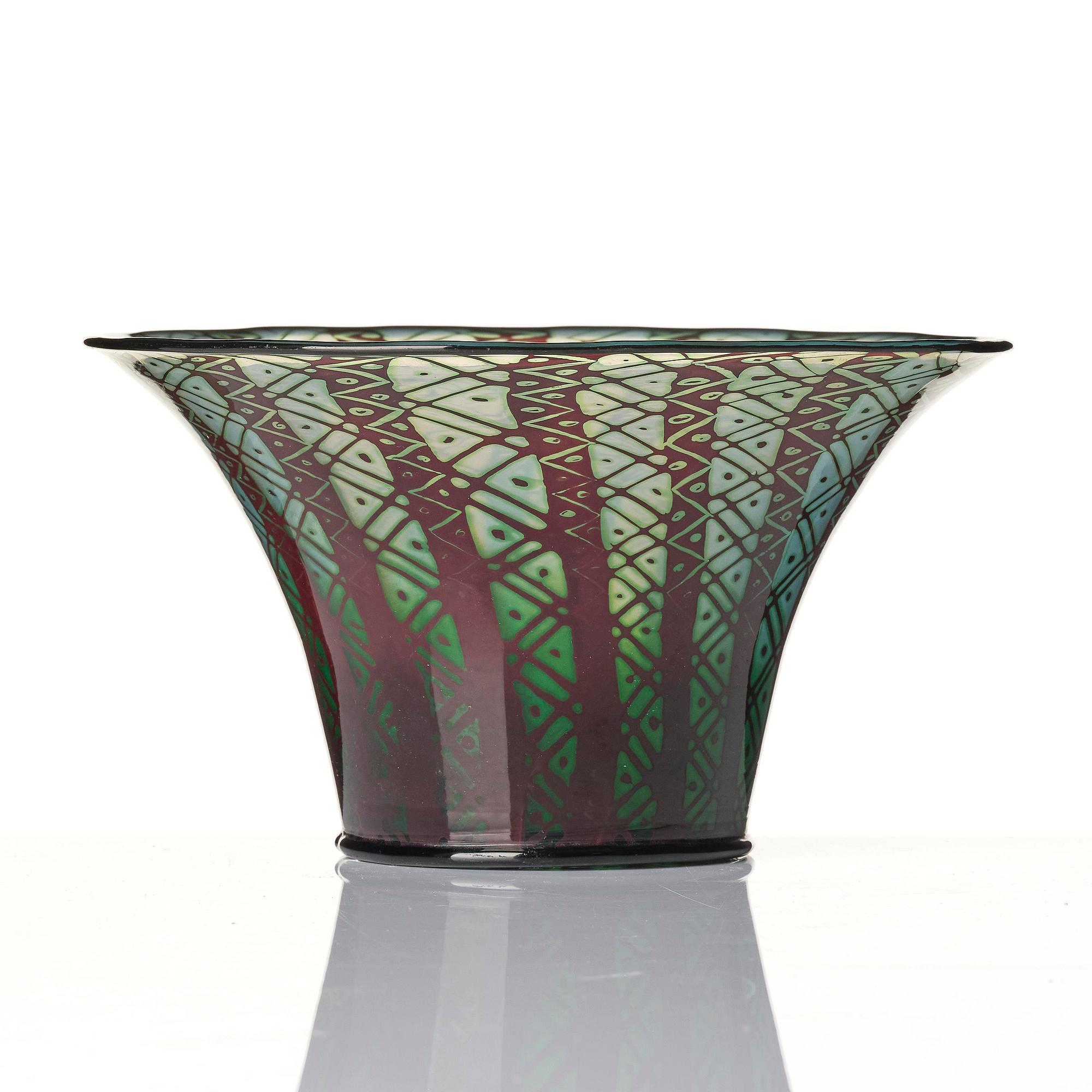 Orrefors, a graal glass bowl, dated 1923.