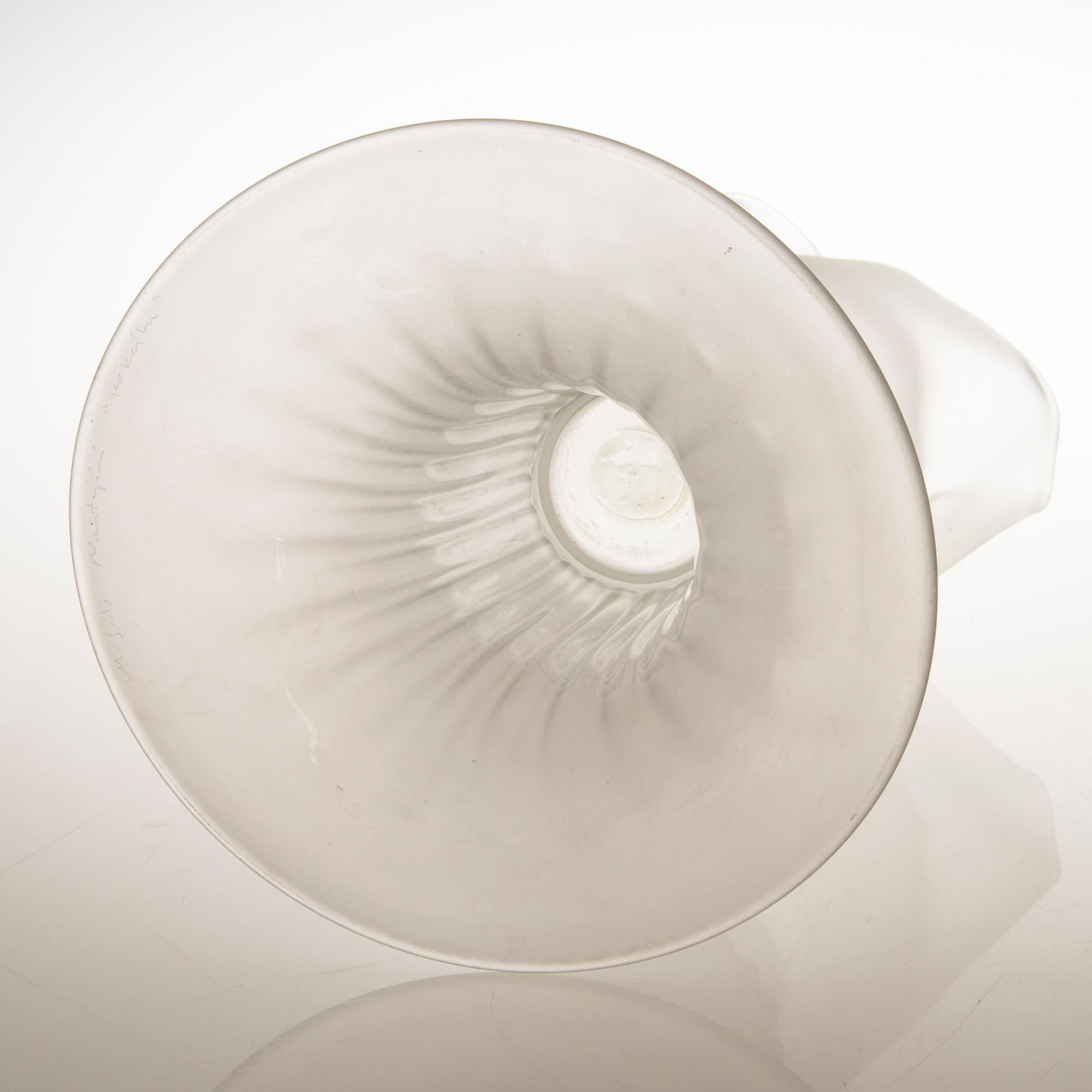 MARKKU SALO, veistos, signeerattu M. Salo, Nuutajärvi "Kokoeilu".