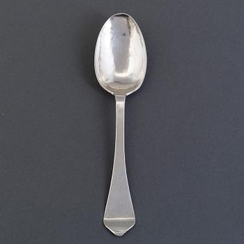 A Swedish 18th century silver rat-tale spoon, mark of Carl Lemon da, Uppsala 1735.