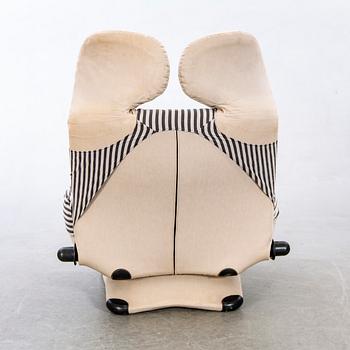 An 1980/90:s 'Wink chair', easy chair by Toshiyuki Kita.