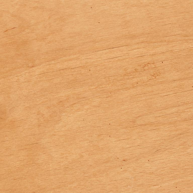 Alvar Aalto, a pair of model nr 48 laminated birch and leather easy chairs, Oy Huonekalu- ja Rakennustyötehdas for Artek, Finland.