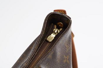 VÄSKA, "Looping", Louis Vuitton.