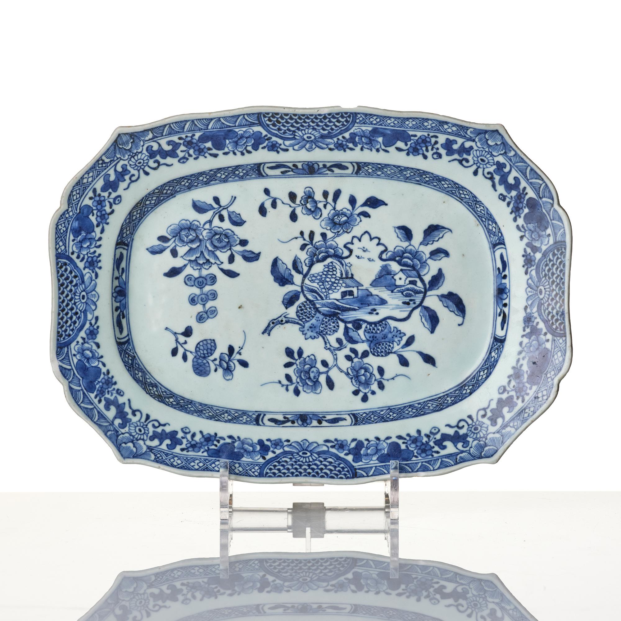 Stekfat, porslin. Qingdynastin, 1700-tal.