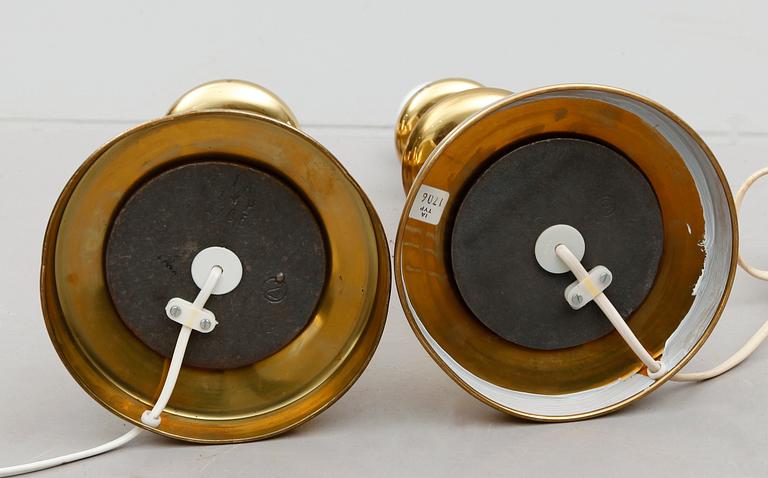 BORDSLAMPOR, 2 st, märkta IA 1705/1706, 1900-talets andra hälft.