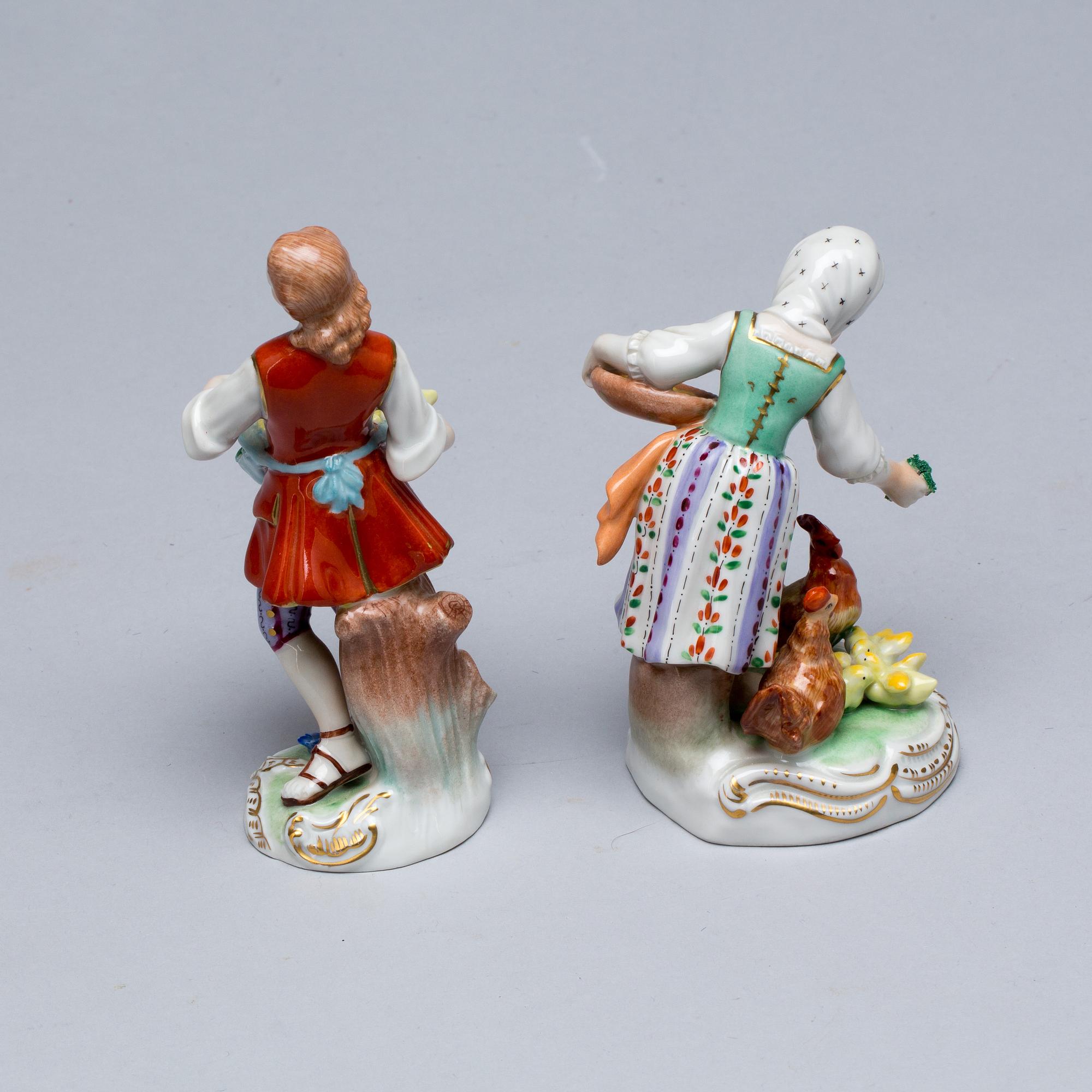 FIGURINER, 2 st, porslin. Dresden, rokokostil.