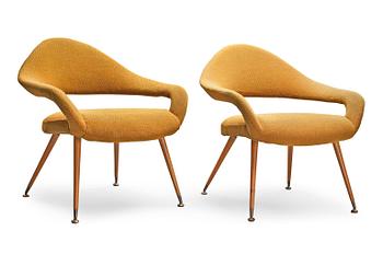 141. Gastone Rinaldi, A PAIR OF CHAIRS.