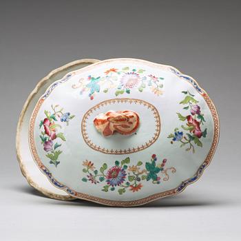 TERRIN med LOCK, kompaniporslin. Qing dynasty, Qianlong (1736-95).