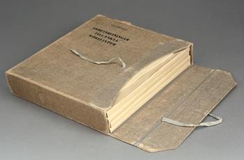 ARBETSRITNINGAR, för enkla möbeltyper av Carl Malmsten, Natur och Kultur 1942. Fyra häften och en broschyr.