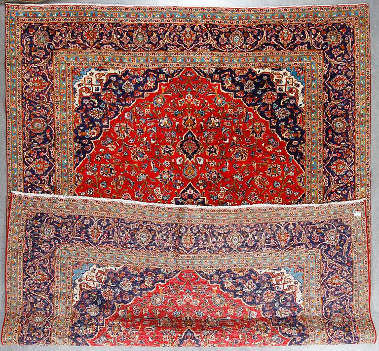 MATTA, Keshan, ca 398x293 cm.