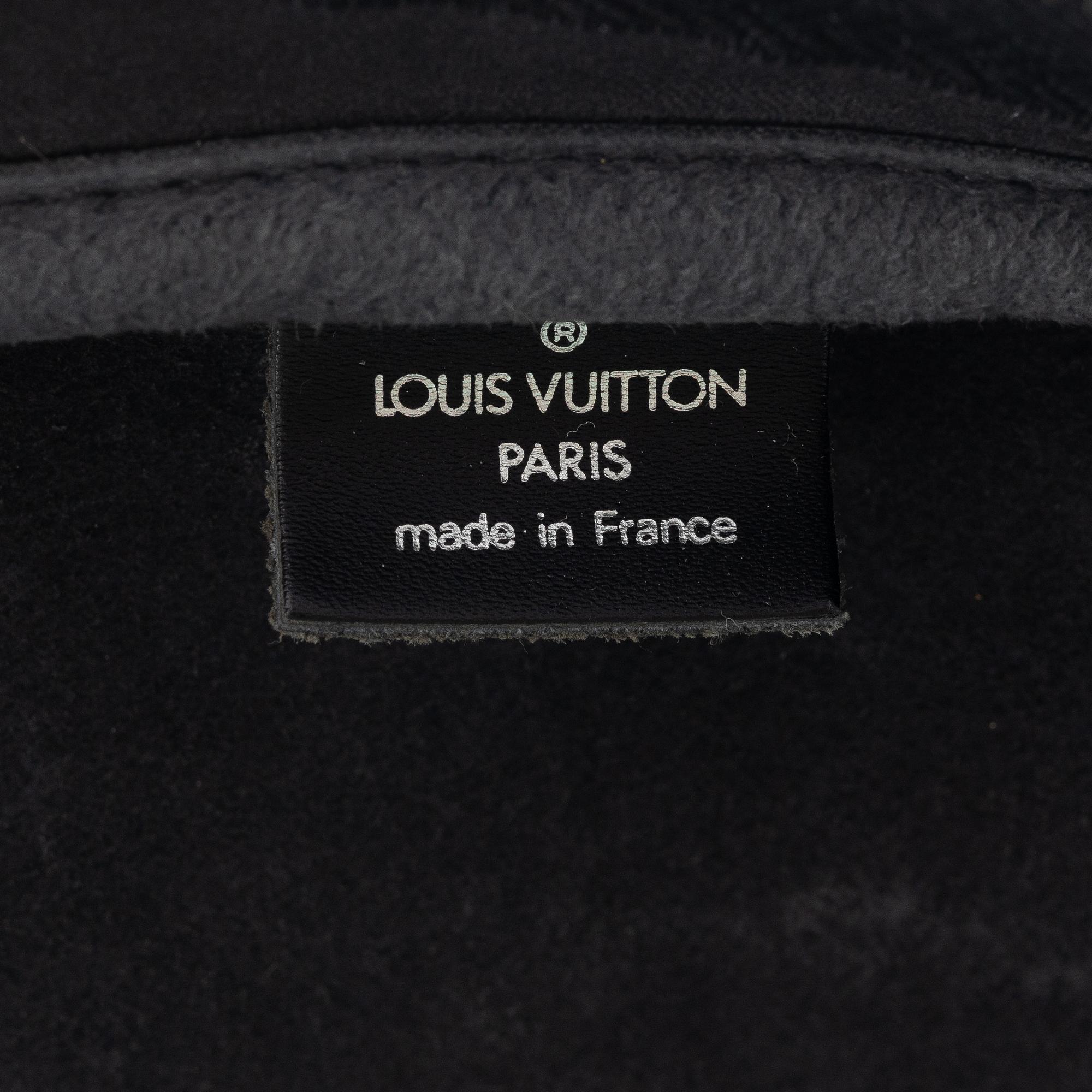 Louis Vuitton, weekend bag, "Taiga Kendall GM", 2001.