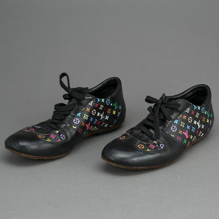 SKOR, Louis Vuitton.