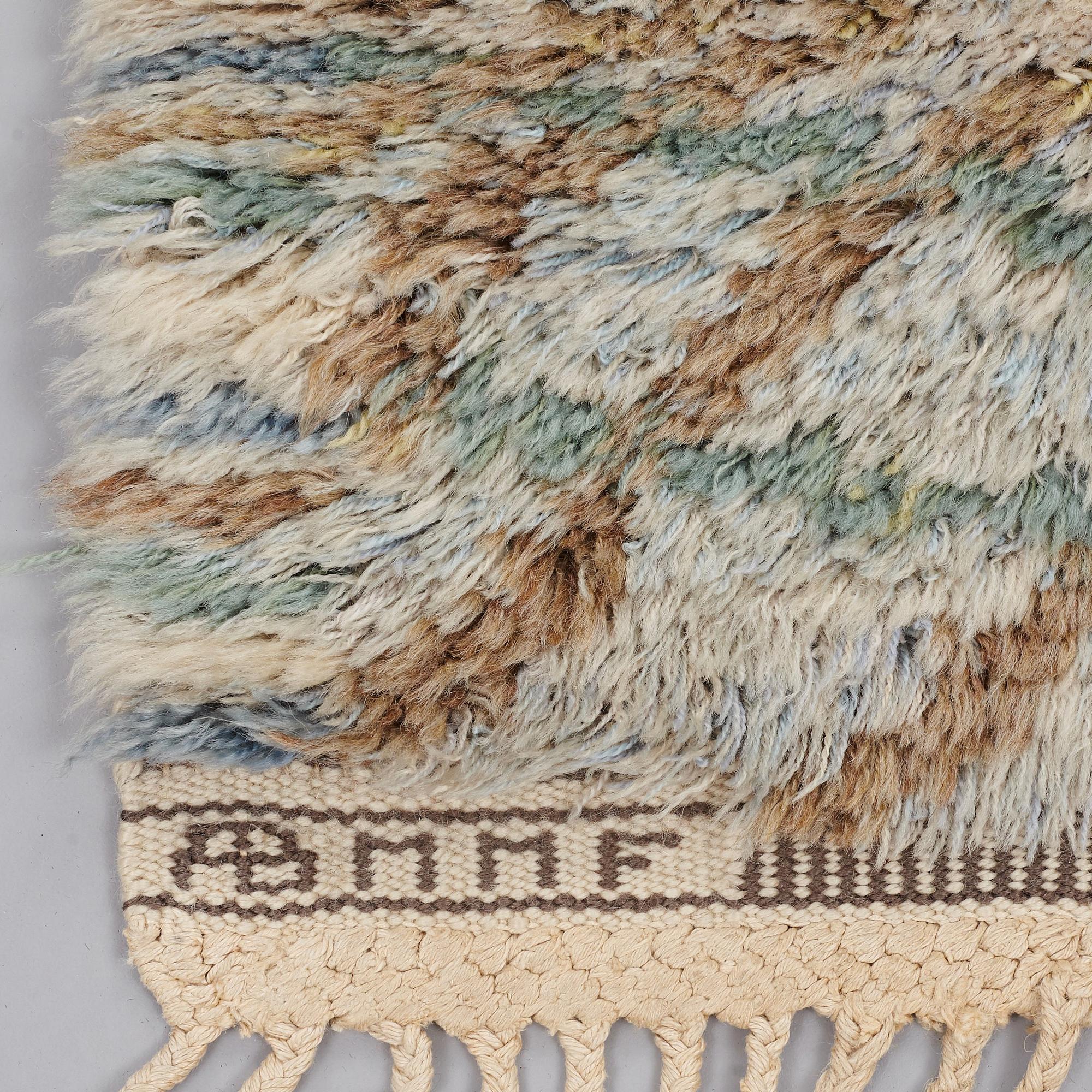 Barbro Nilsson, MATTO, "Marina, ljus", knotted pile, ca 227 x 151 cm, signed AB MMF BN.