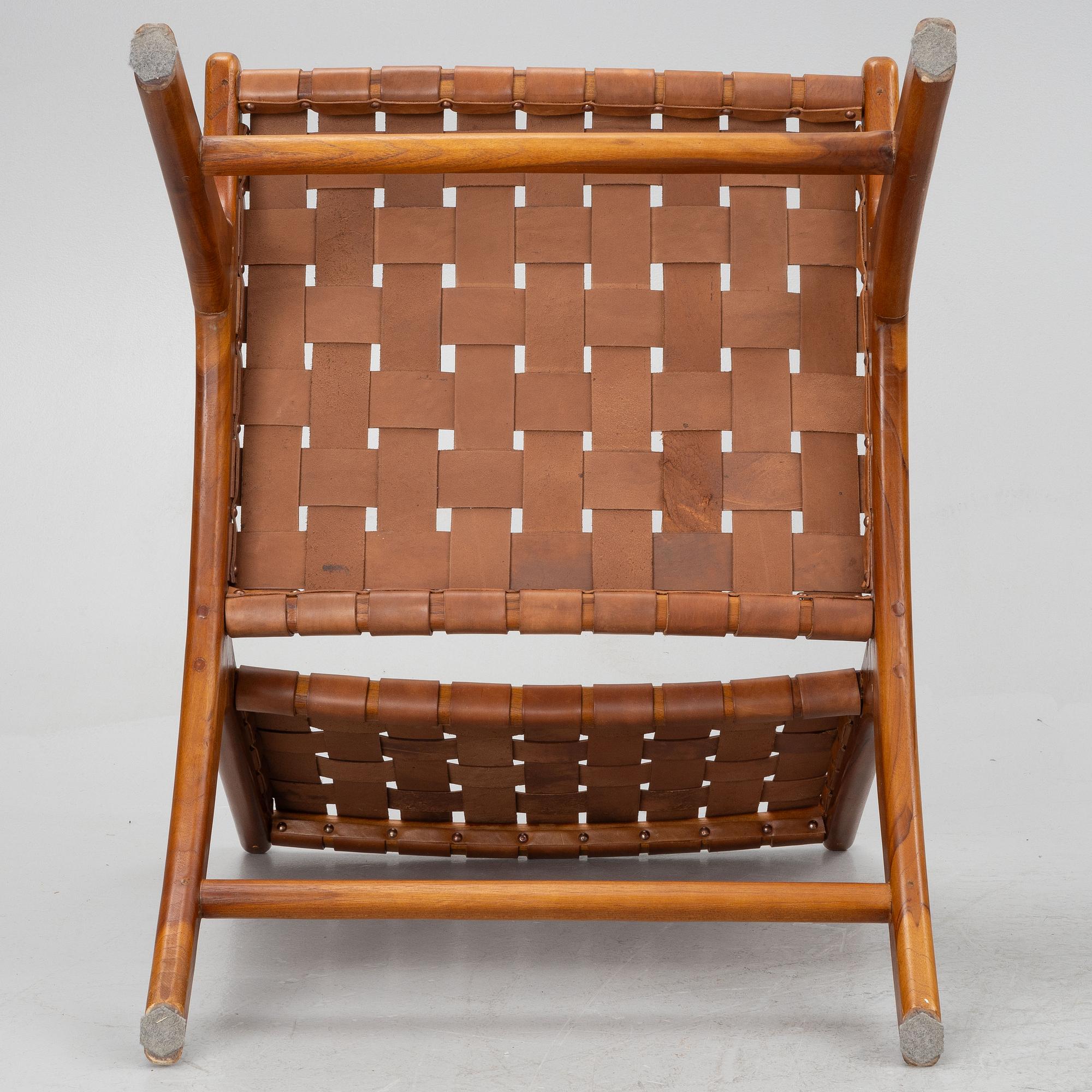Armchairs, a pair, "Porto", Newport, 21st century.
