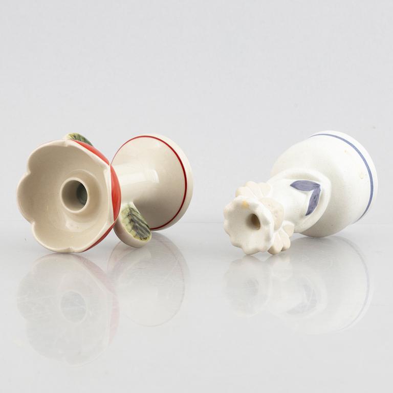 Lisa Larson, ljusstakar, 6 st, ljuslykta samt salt- och pepparströare, stengods och majolika, bl.a. Höganäs.