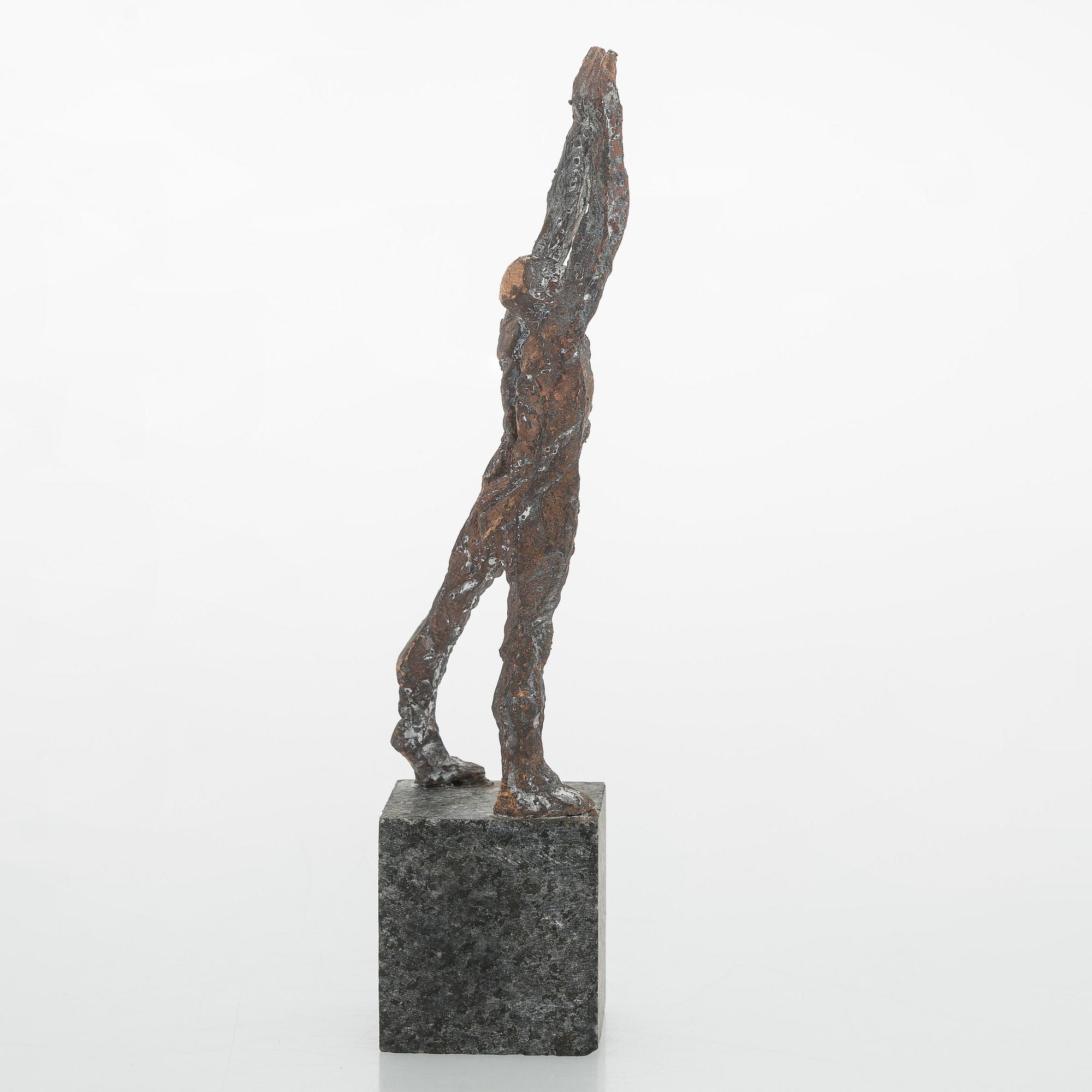 Terho Sakki, A Figure.