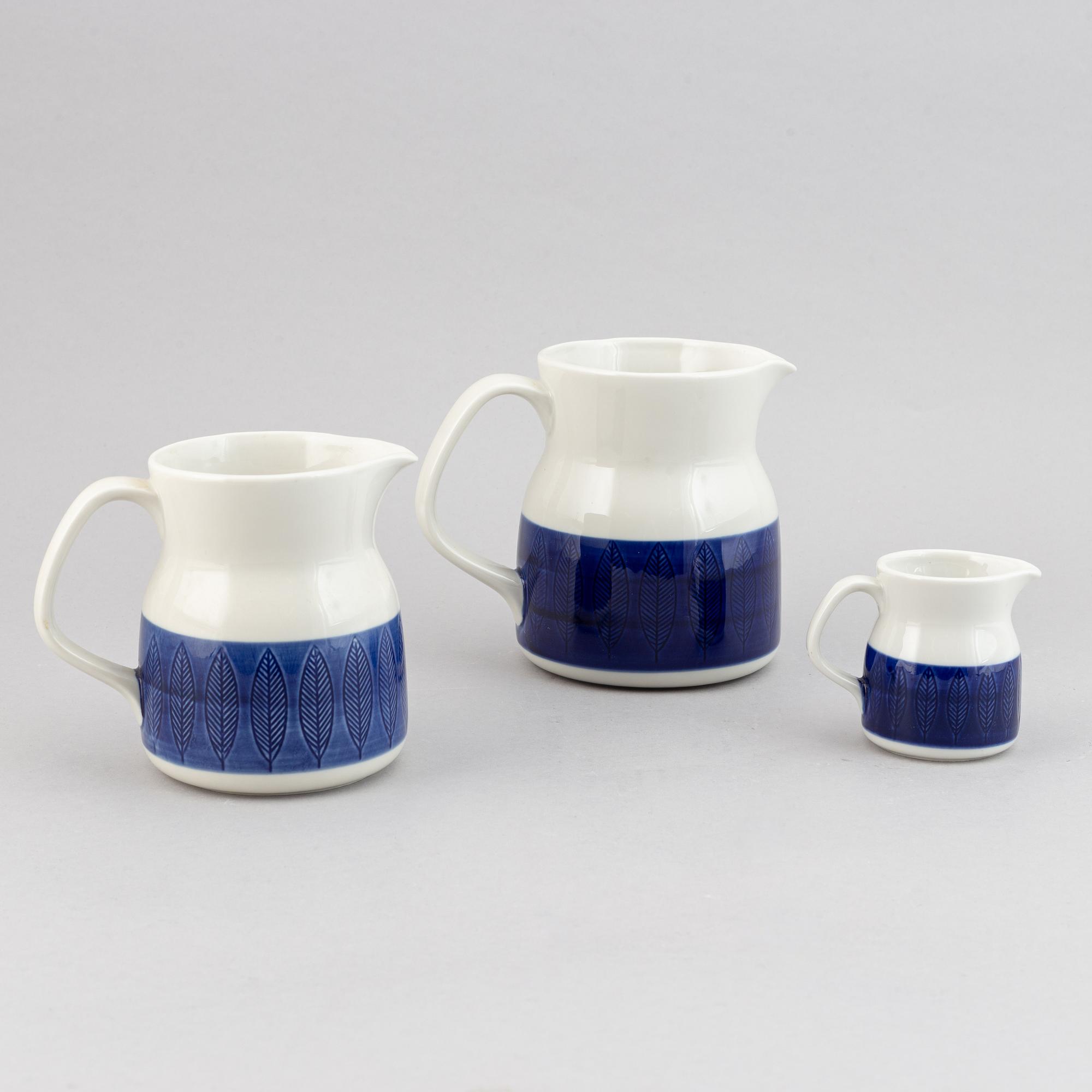 A Hertha Bengtsson 'Koka Blå' dinner service, 84 pcs, Rörstrand, designed 1956.