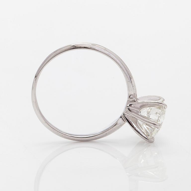 Sormus, solitaire, briljanttihiottu timantti 2,03 ct, 18K valkokulta.