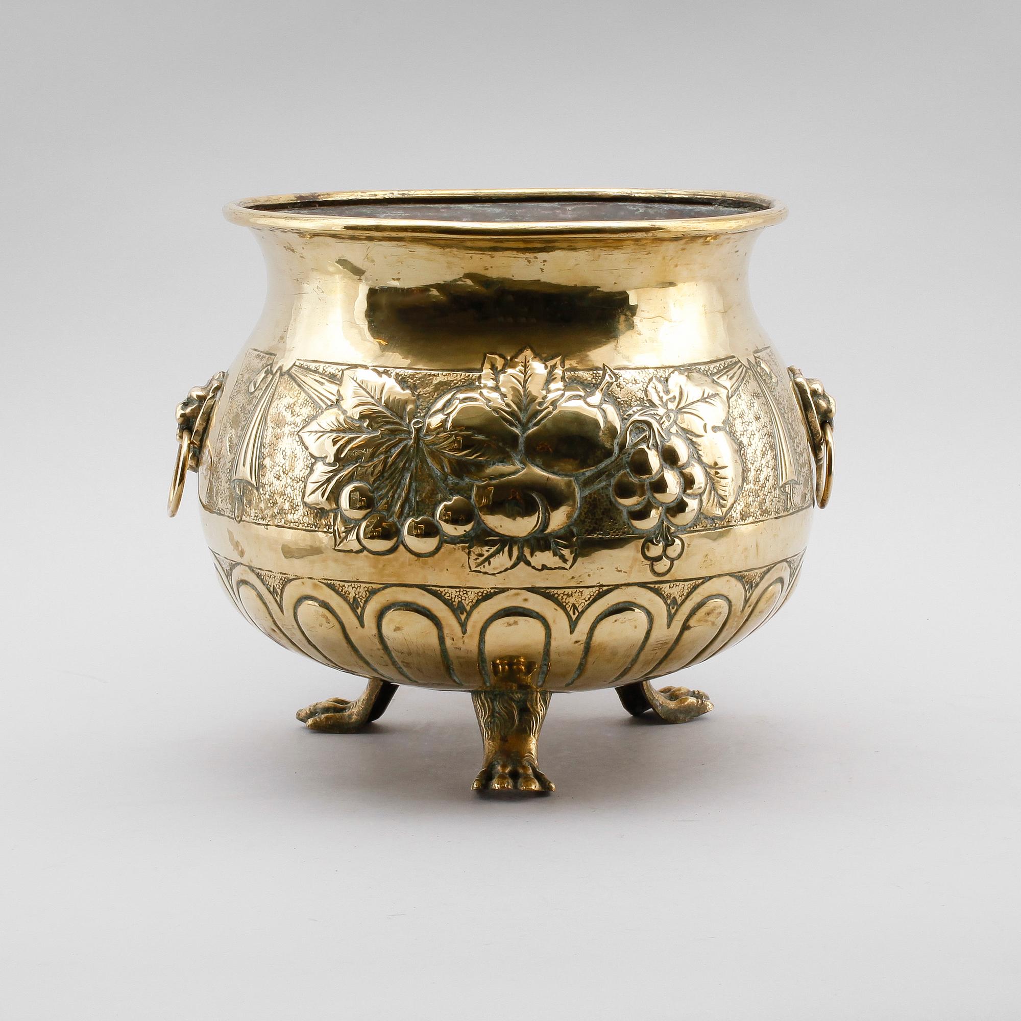 KRUKA, mässing, 1800-tal.