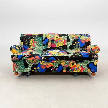 Josef Frank, sofa, model 703, by Svenskt Tenn from OH Sjögren 2023.