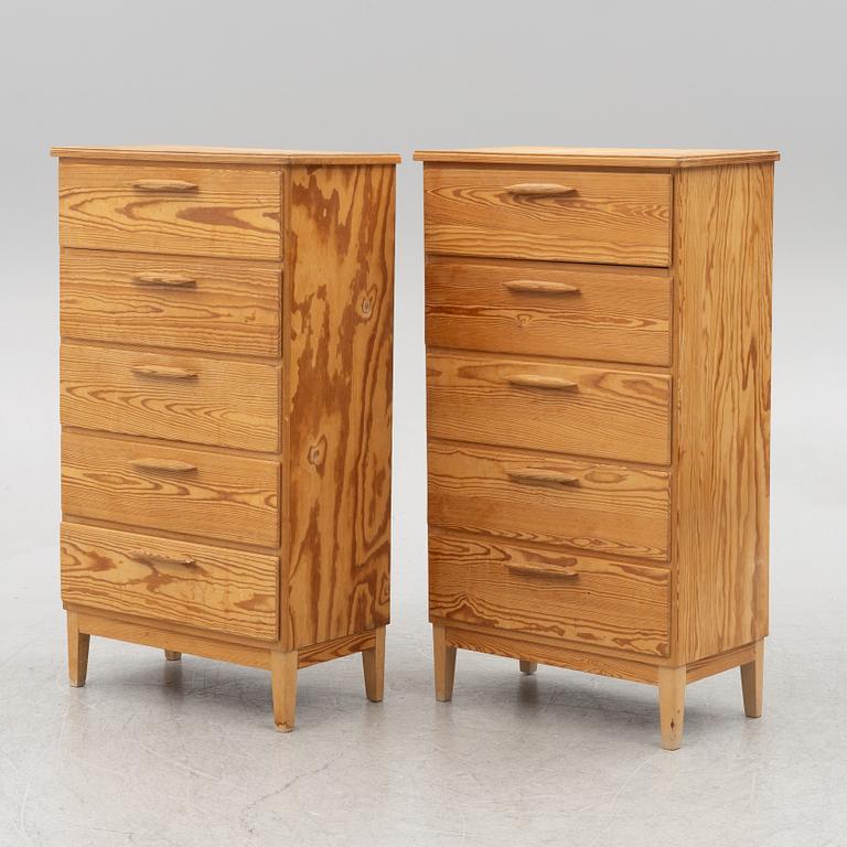 Dressers, a pair, second half of the 20th century.
