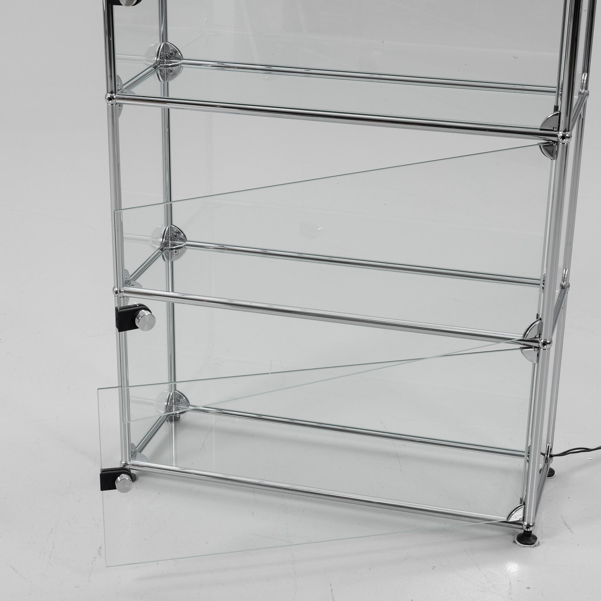 Display cabinet, USM Haller, 2000s.