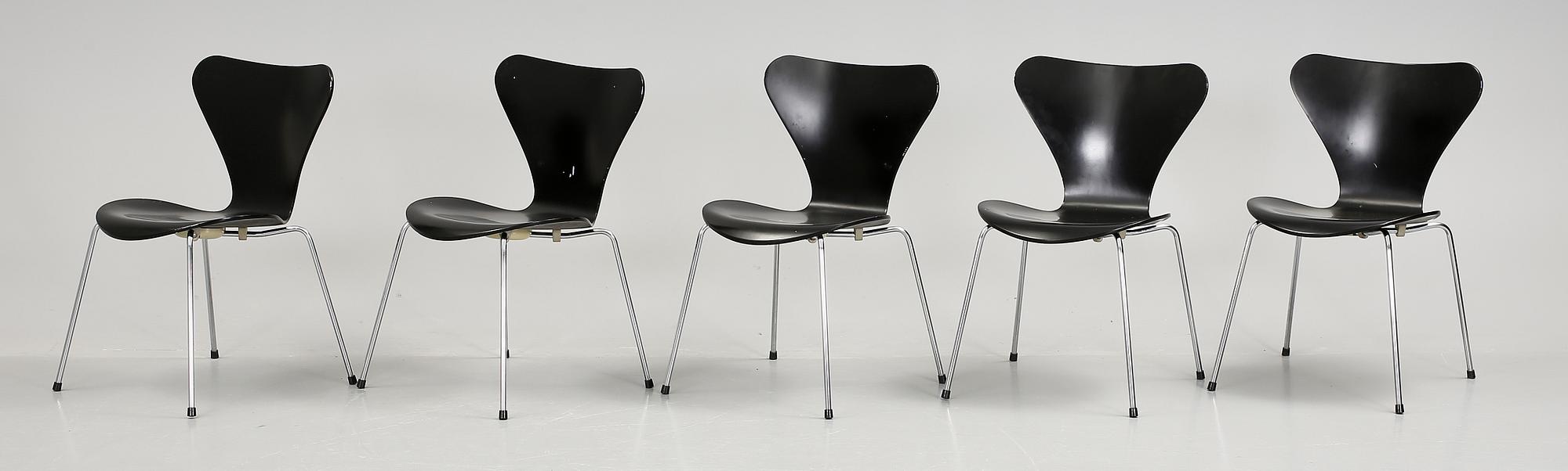 STOLAR, 5 st . "Sjuan", Arne Jacobsen, Fritz Hansen, sannolikt 1960-70-tal.