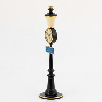 Jaeger-LeCoultre, "Rue De La Paix", table clock, 28 cm.