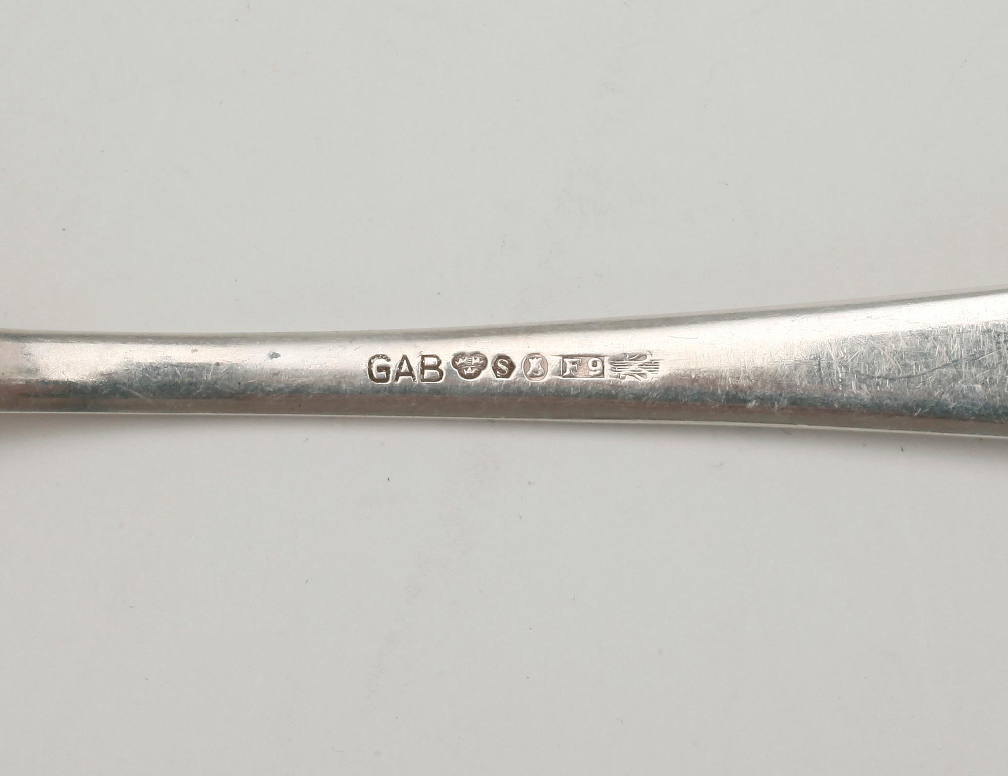 SERVISDELAR, 93 + 9 delar, silver, GAB Stockholm,  omkring 1900-talets mitt. Vikt ca 1553 gram.