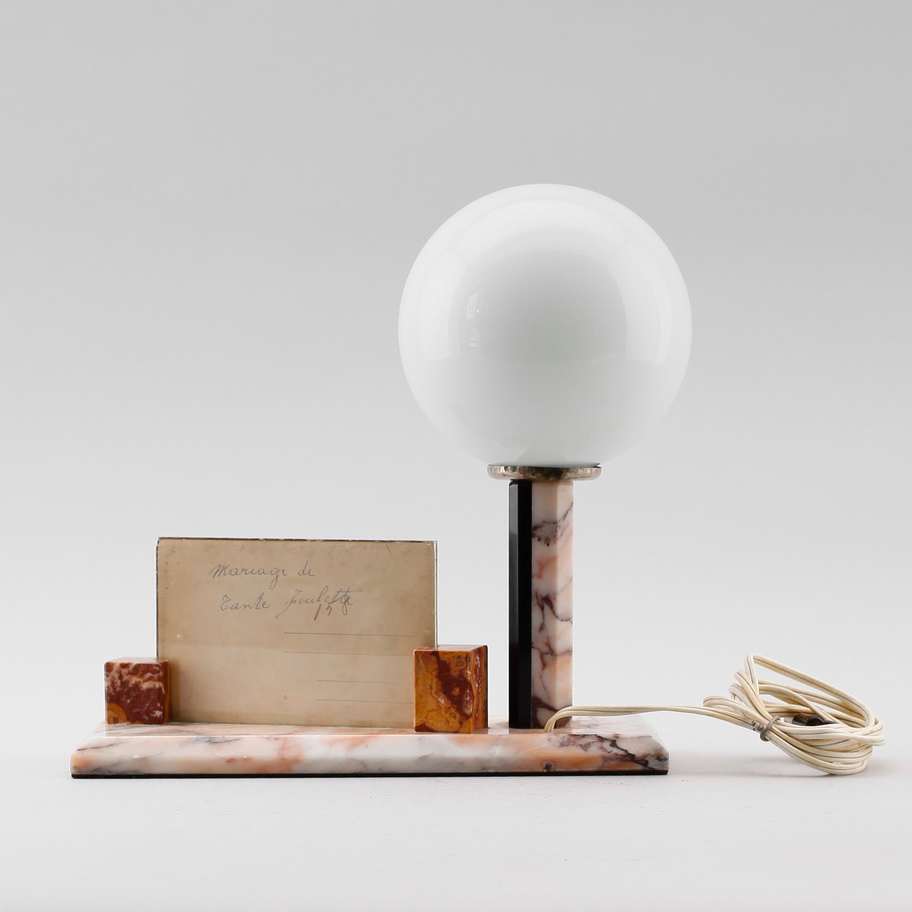 BORDSLAMPA MED FOTOGRAFIRAM, art déco, 1920-/30-tal.