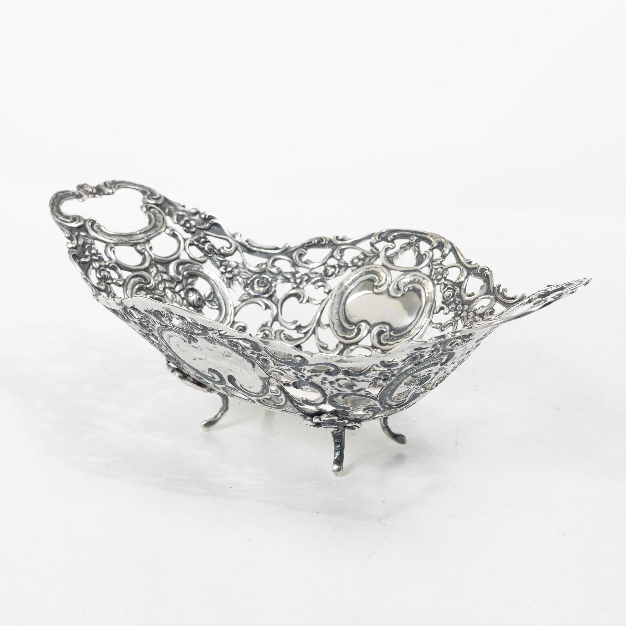 Footed bowl, silver, Rococo style, Swedish import mark, early 20th century.