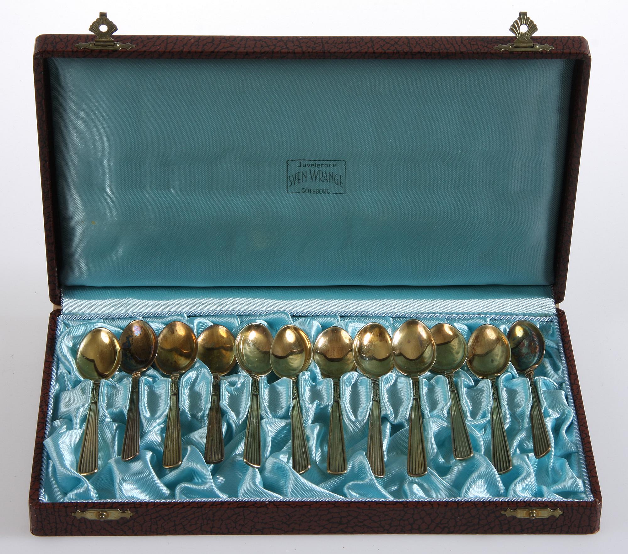 PARTI SILVER, 28 delar, mestadels Sverige, 1900-tal. Tot. vikt 490 g.