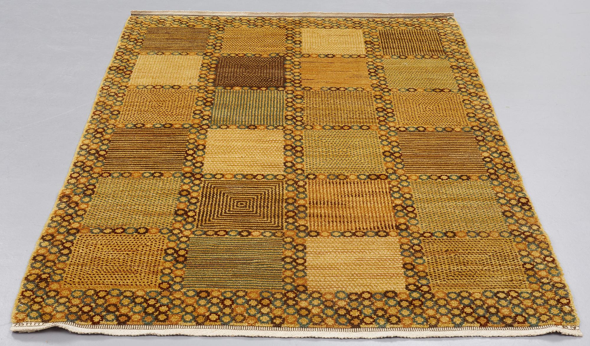 Barbro Nilsson, MATTO, "Gulingen", knotted pile, ca 219,5 x 145 cm, signed AB MMF BN.